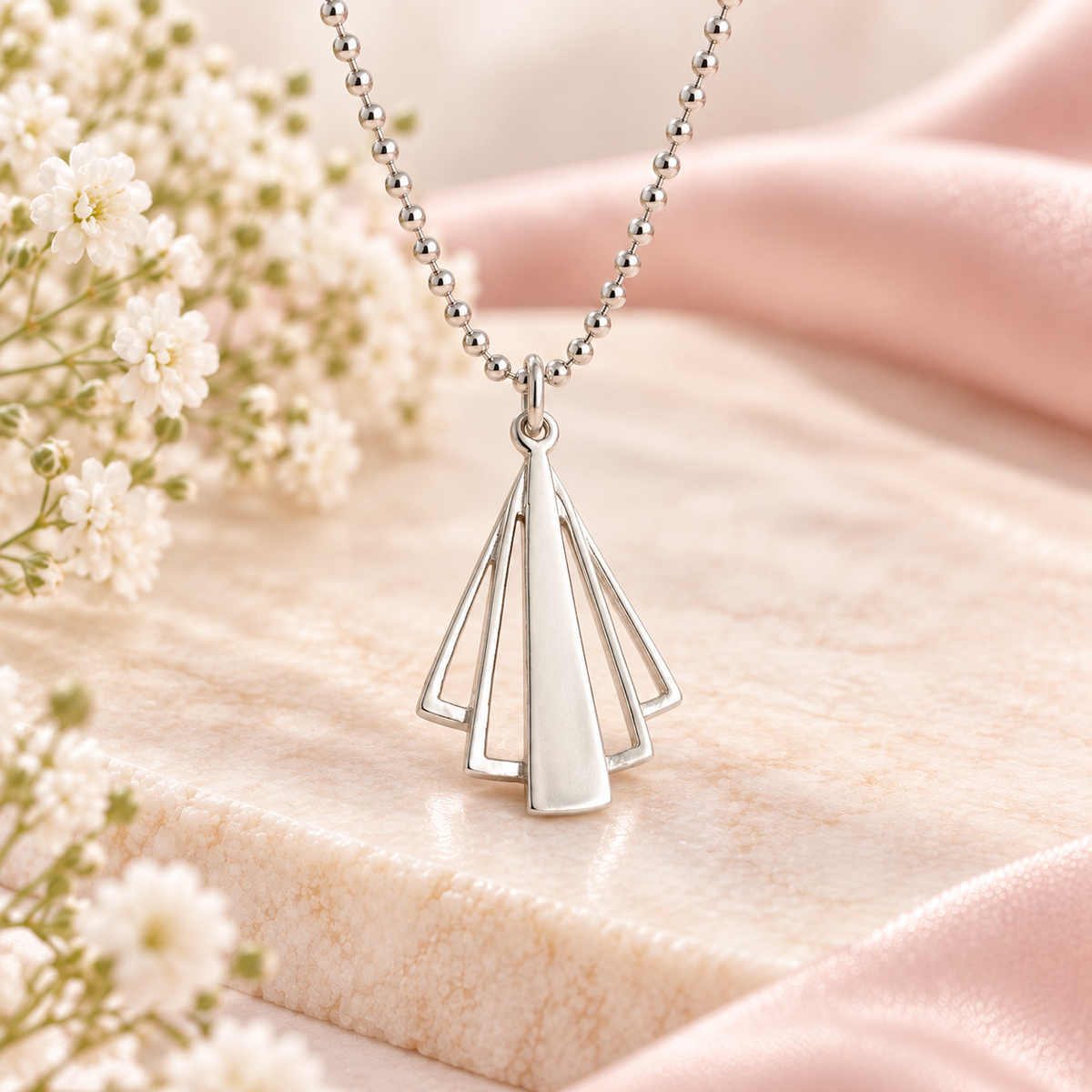 Art Deco Silver Necklace - Elevate Your Look with Timeless Elegance