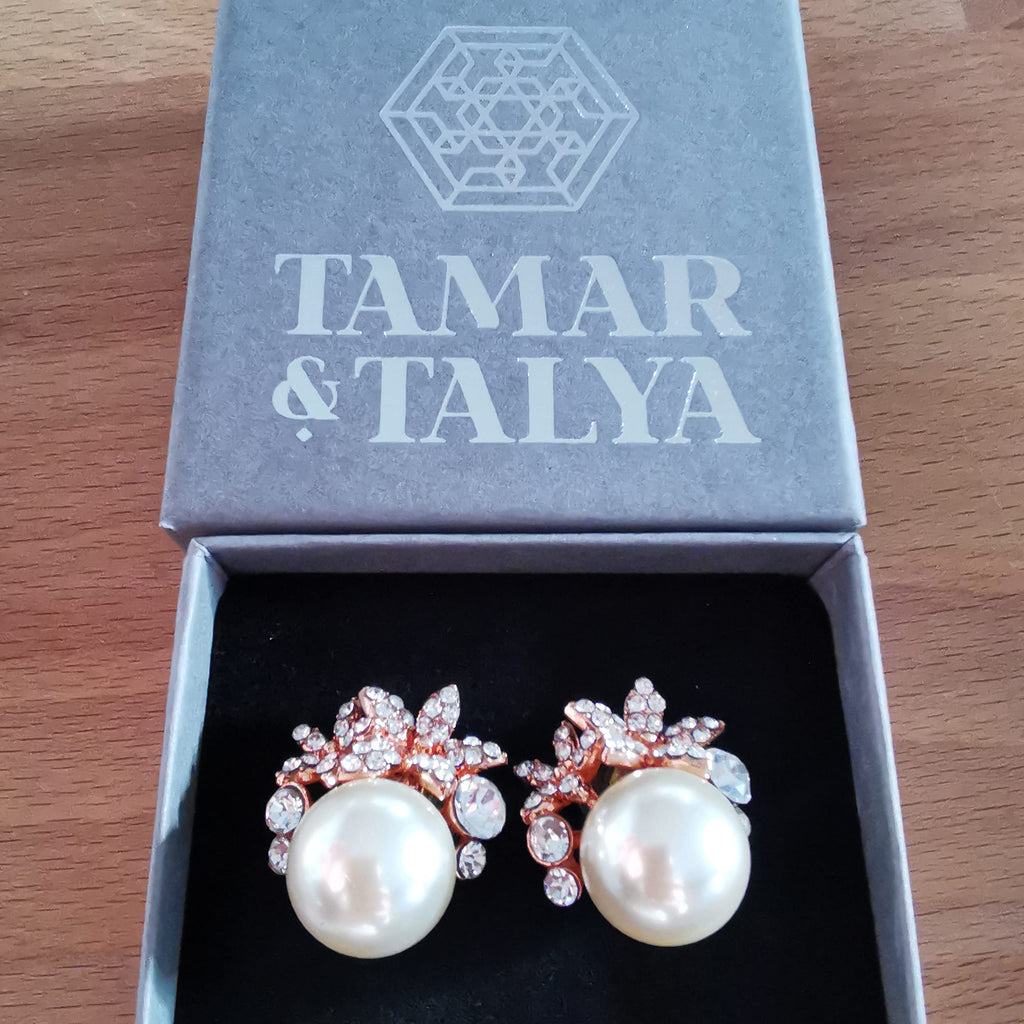 Bridal earrings Rose gold and pearl bridal earrings Bridesmaid stud earrings Bride studs