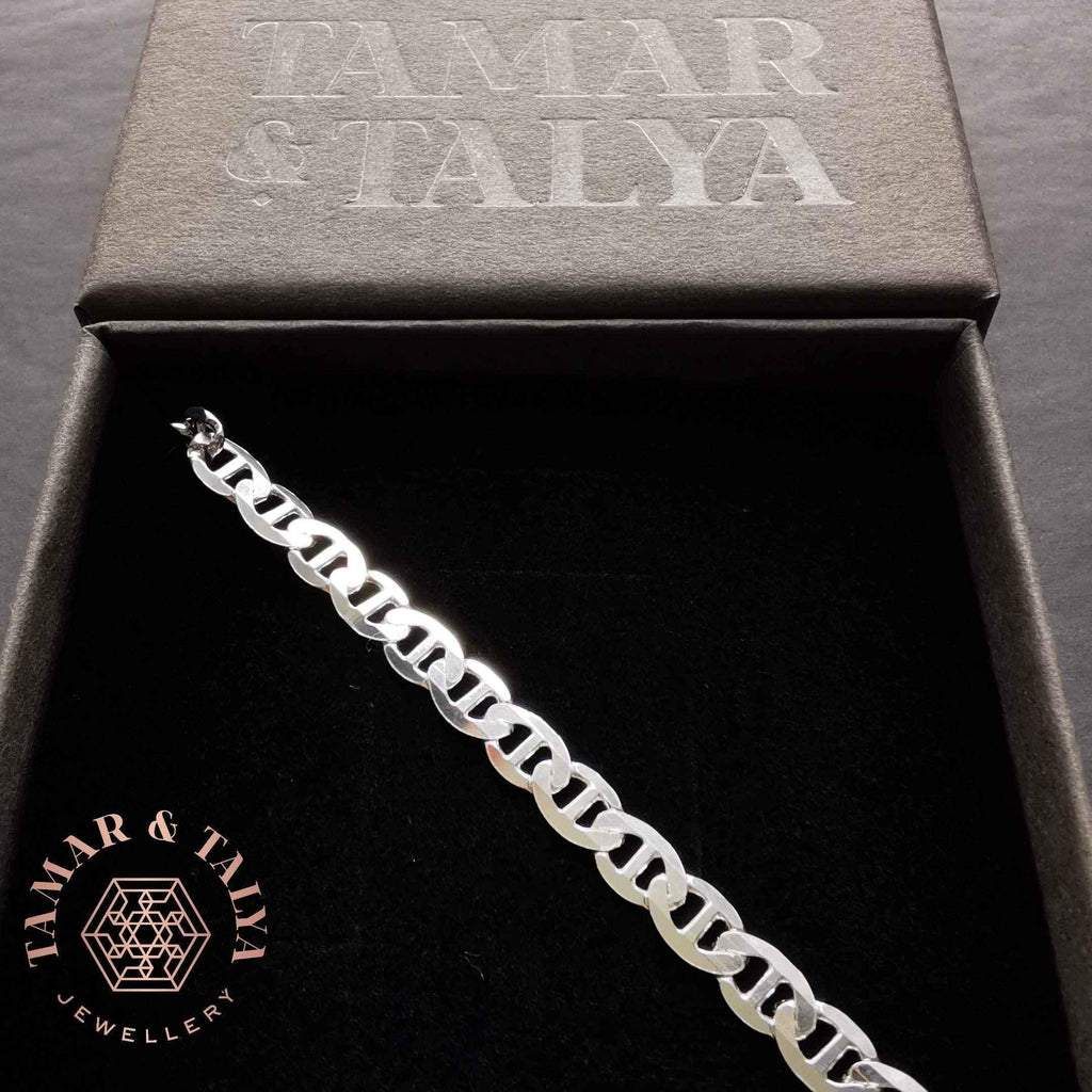 Sterling Silver Link Chain Bracelet - A Timeless and Elegant Gift for Her, Crafted with Love and Meticulous Detail to Showcase Your Affection