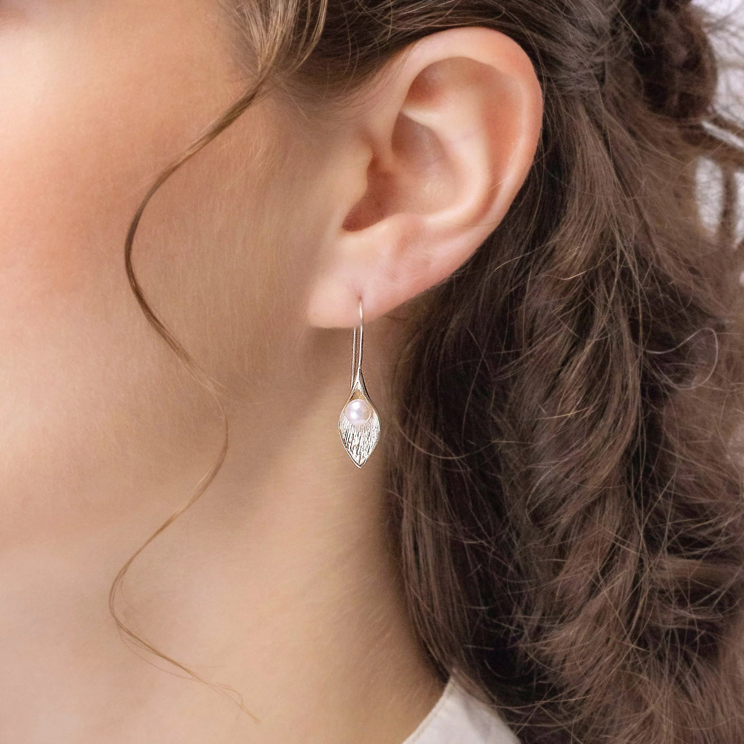 Calla Lily Freshwater Pearl Drop Earrings | Tamar and Talya